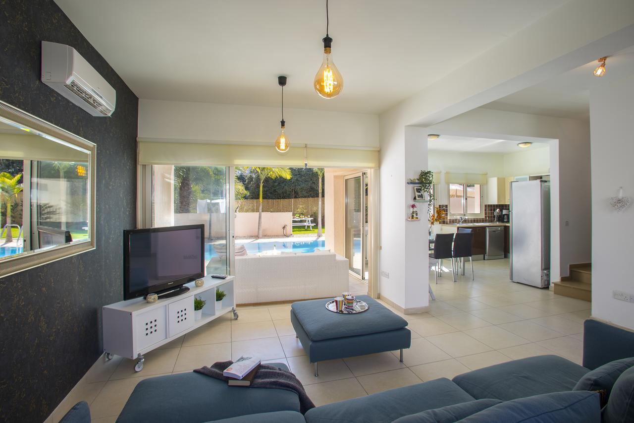 Villa Michelle 10 à Protaras Extérieur photo